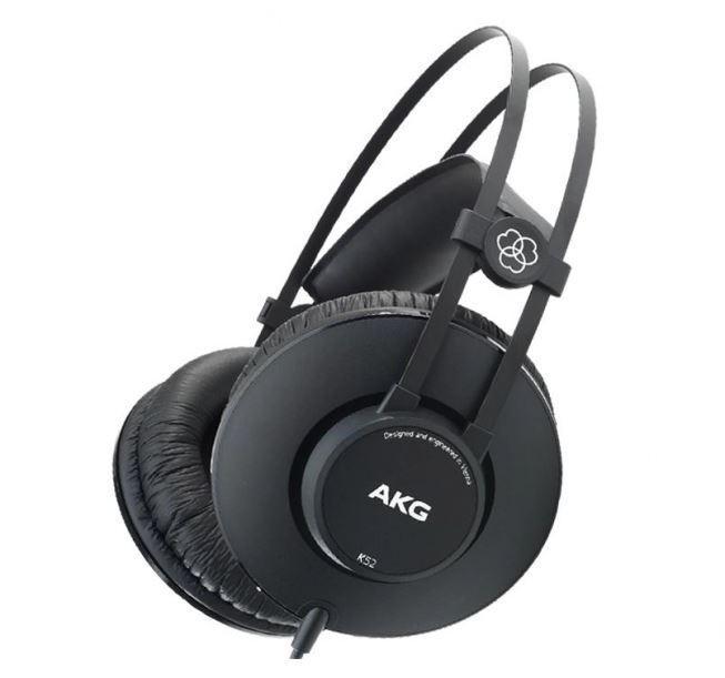 AKG K52