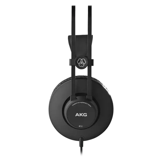 AKG K52